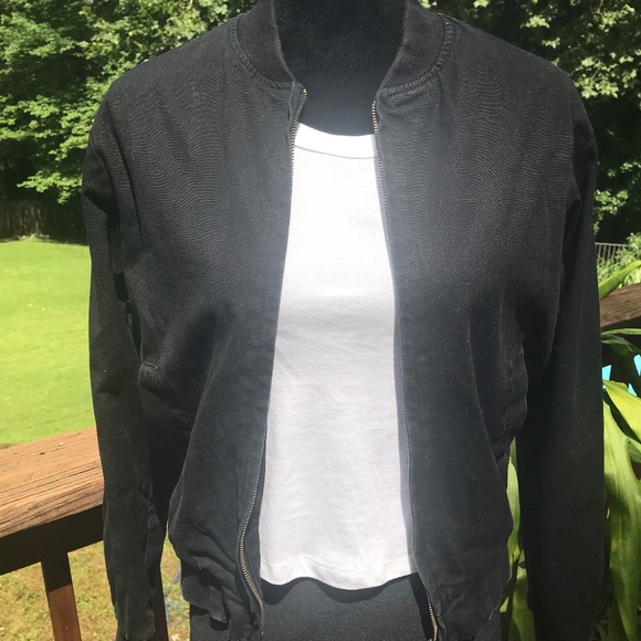 Brandy Melville Jackets & Coats Brandy Melville Kelsey Bomber